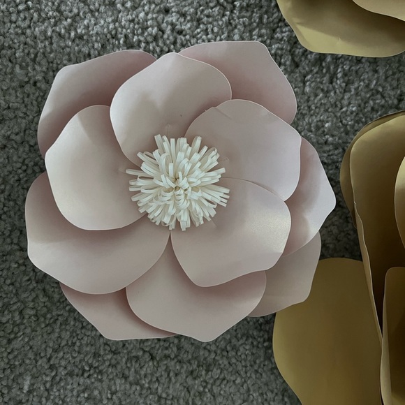 Handcrafted Paper Flower - Picture 6 of 7